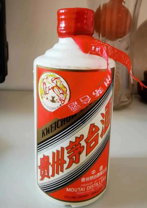 贵州茅台镇酒：中国酱香国宝的瑰宝