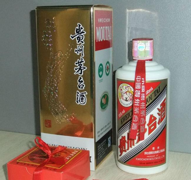 赖世酱香酒：贵州茅台镇的骄傲之作
